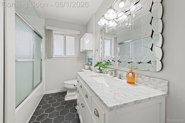 33615 VICEROY Drive, Sterling Heights, MI 48310