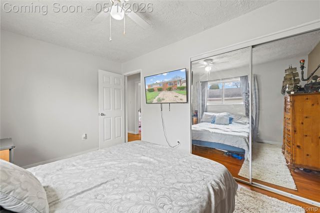 33615 VICEROY Drive, Sterling Heights, MI 48310