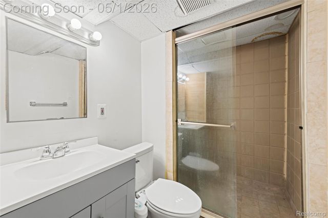 33615 VICEROY Drive, Sterling Heights, MI 48310