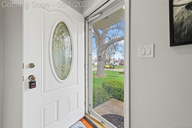 33615 VICEROY Drive, Sterling Heights, MI 48310