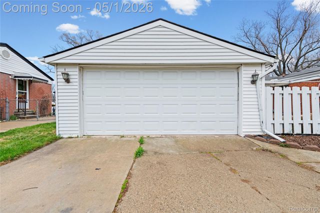 33615 VICEROY Drive, Sterling Heights, MI 48310