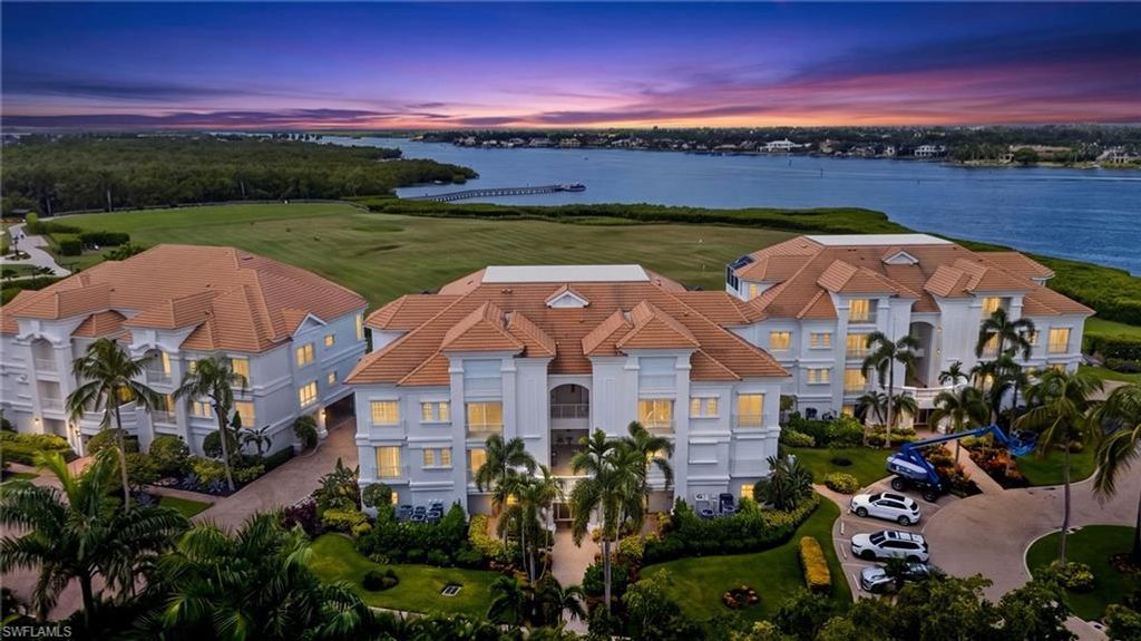 1600 STAR POINT LN 2-201, NAPLES, FL 34112 — exterior