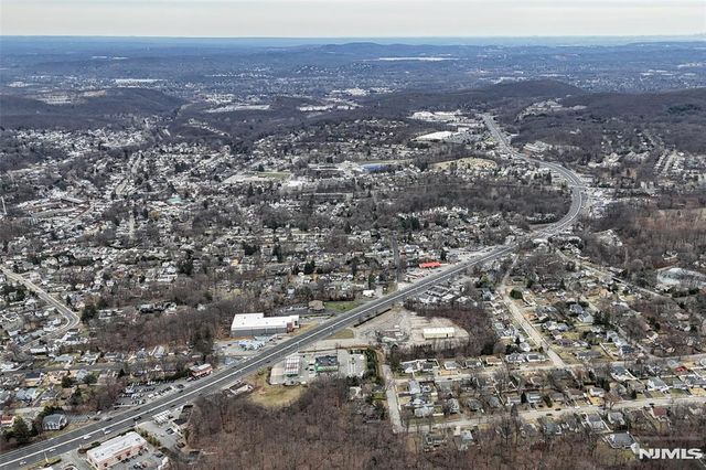1432 State Rt 23, Butler Borough, NJ 07405