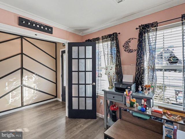 10 CORIANDER LN, Manchester, PA 17345