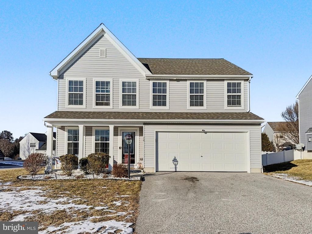 10 CORIANDER LN, Manchester, PA 17345
