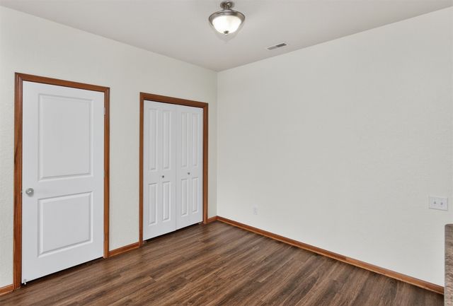 2406 NE Oak Drive 3, Ankeny, IA 50021