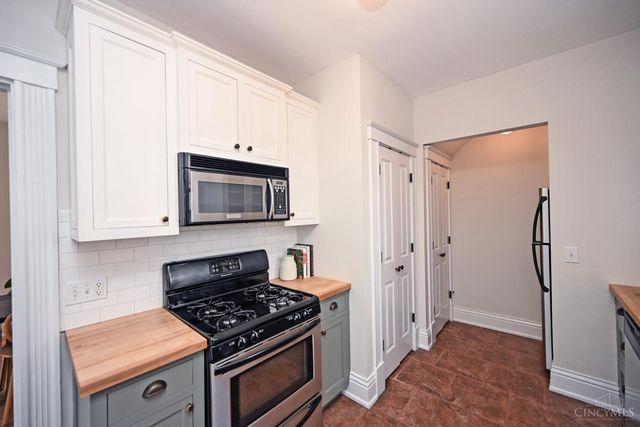 582 Empress Avenue, Cincinnati, OH 45226