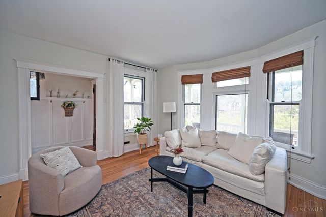 582 Empress Avenue, Cincinnati, OH 45226