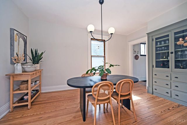 582 Empress Avenue, Cincinnati, OH 45226