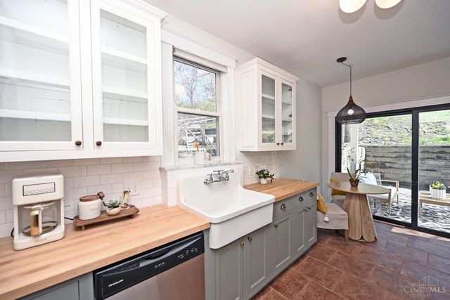 582 Empress Avenue, Cincinnati, OH 45226