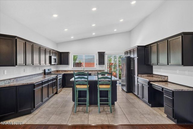 18223 Kodiak Bear Court, Reno, NV 89508