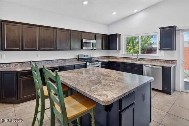 18223 Kodiak Bear Court, Reno, NV 89508
