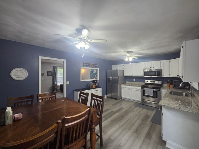 5075 Youngwood DR, Roanoke, VA 24017