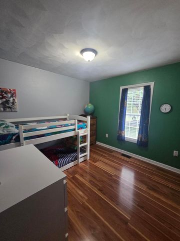 5075 Youngwood DR, Roanoke, VA 24017