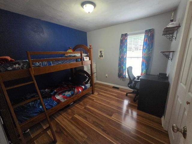 5075 Youngwood DR, Roanoke, VA 24017