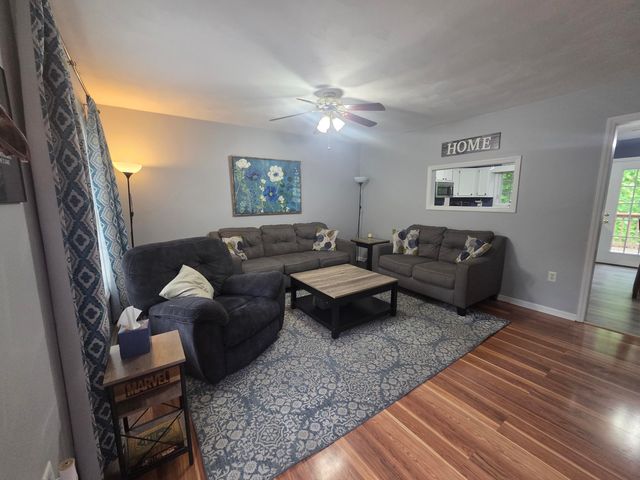 5075 Youngwood DR, Roanoke, VA 24017