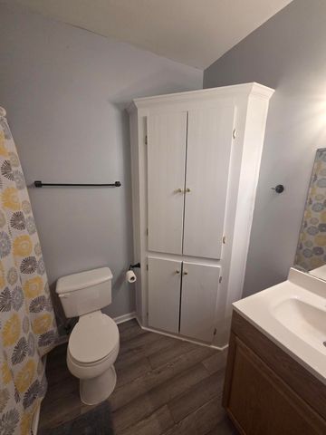 5075 Youngwood DR, Roanoke, VA 24017