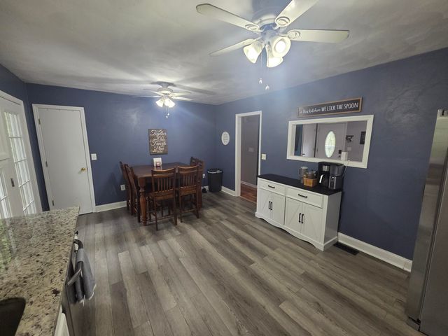 5075 Youngwood DR, Roanoke, VA 24017