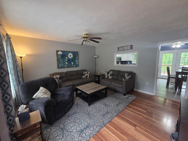 5075 Youngwood DR, Roanoke, VA 24017