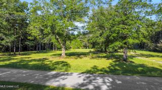 555 Brown Avenue, Waveland, MS 39576