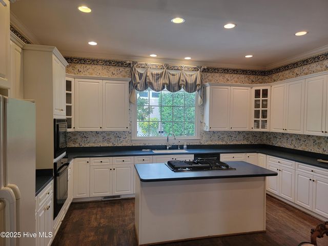 3931 Members Club Boulevard, Southport, NC 28461