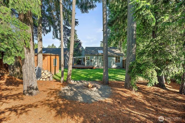 651 Malibu Drive SE, Lacey, WA 98503