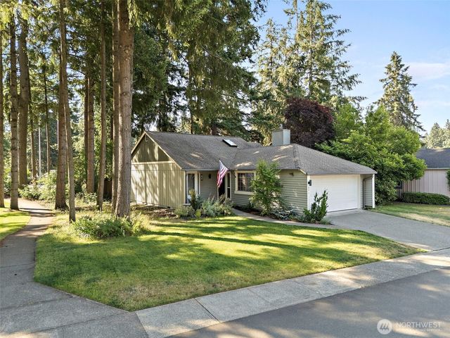651 Malibu Drive SE, Lacey, WA 98503