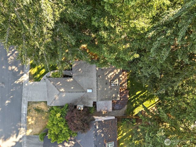 651 Malibu Drive SE, Lacey, WA 98503