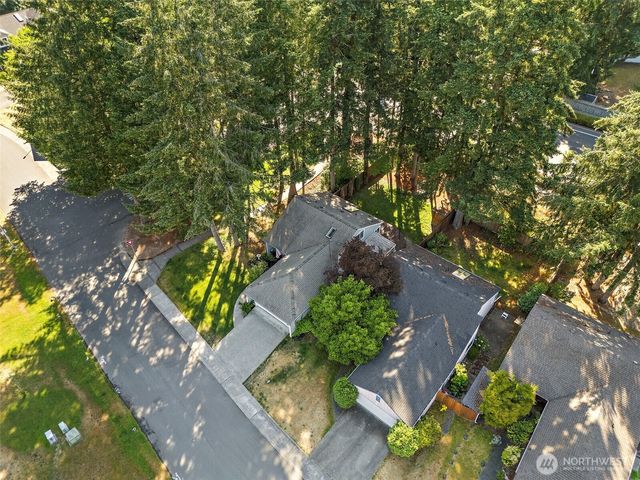 651 Malibu Drive SE, Lacey, WA 98503