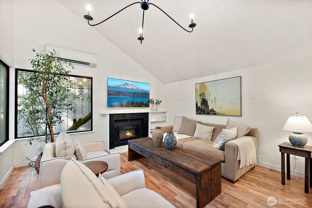 651 Malibu Drive SE, Lacey, WA 98503