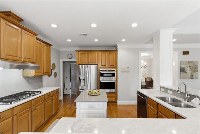 1033 Quail Cove Drive, Jasper, GA 30143