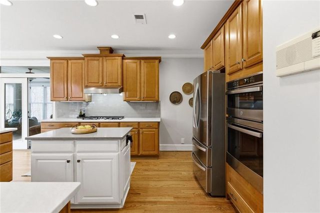 1033 Quail Cove Drive, Jasper, GA 30143