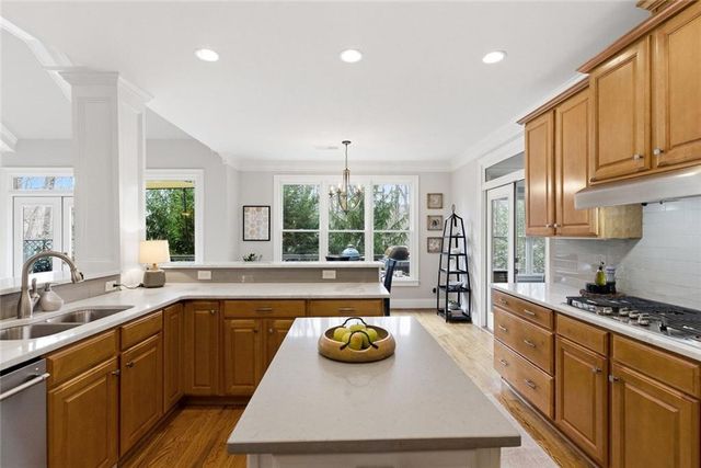 1033 Quail Cove Drive, Jasper, GA 30143