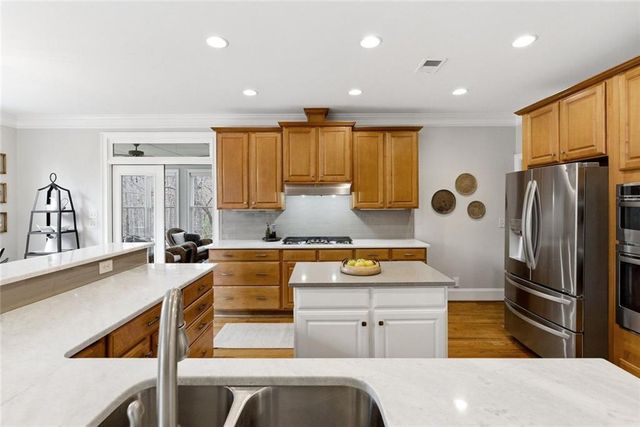 1033 Quail Cove Drive, Jasper, GA 30143