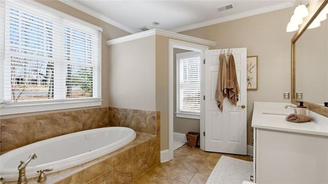 1033 Quail Cove Drive, Jasper, GA 30143