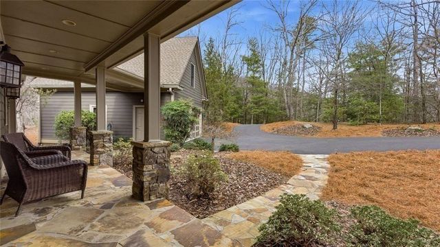 1033 Quail Cove Drive, Jasper, GA 30143