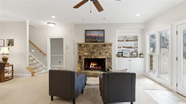 1033 Quail Cove Drive, Jasper, GA 30143