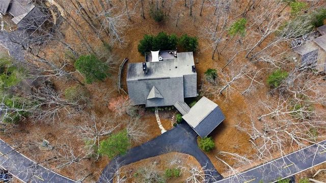 1033 Quail Cove Drive, Jasper, GA 30143