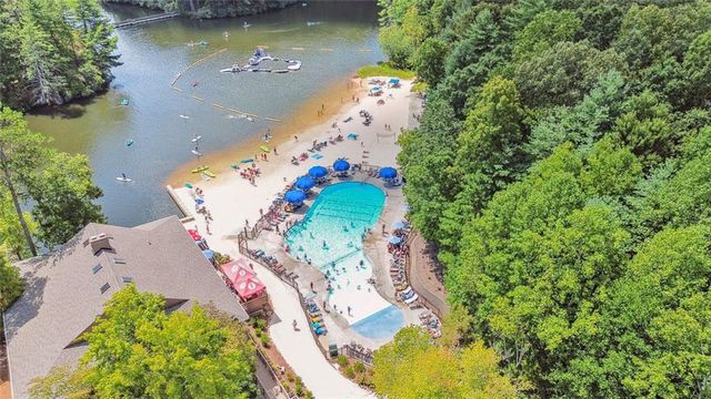 1033 Quail Cove Drive, Jasper, GA 30143