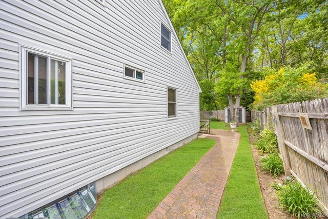134-1 13th Avenue, Holtsville, NY 11742
