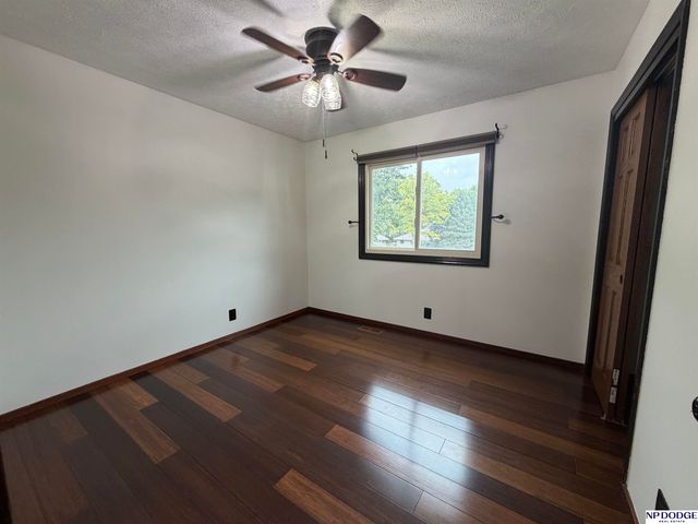 4604 S 154th Avenue Circle, Omaha, NE 68137