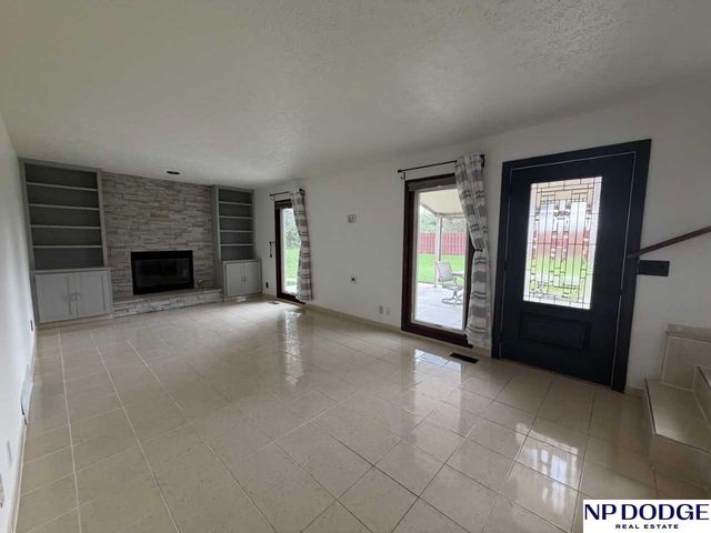 4604 S 154th Avenue Circle, Omaha, NE 68137