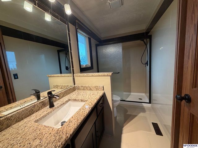 4604 S 154th Avenue Circle, Omaha, NE 68137