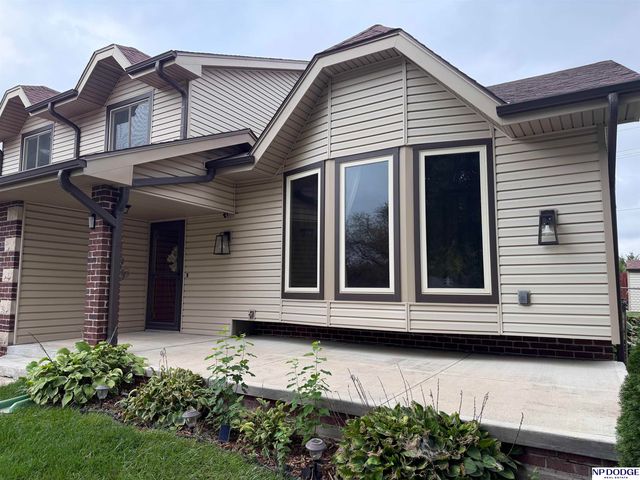 4604 S 154th Avenue Circle, Omaha, NE 68137