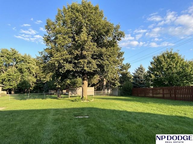 4604 S 154th Avenue Circle, Omaha, NE 68137