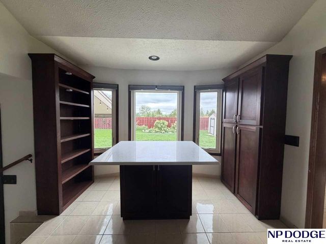 4604 S 154th Avenue Circle, Omaha, NE 68137