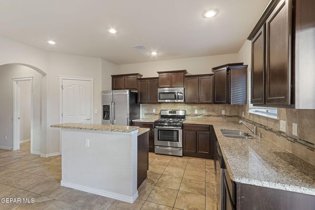 7344 Autumn Sage Drive, El Paso, TX 79911