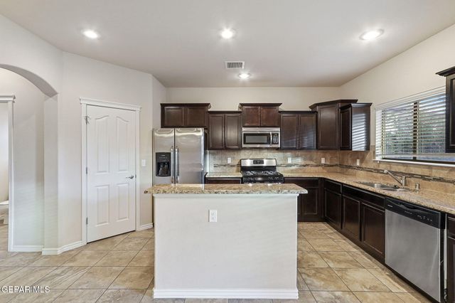 7344 Autumn Sage Drive, El Paso, TX 79911