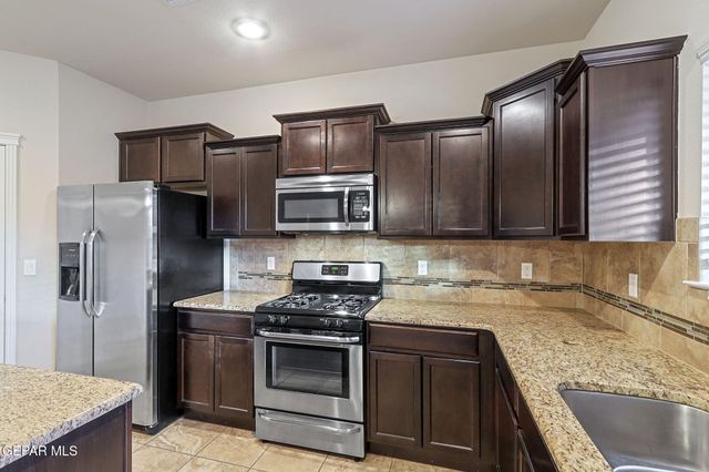 7344 Autumn Sage Drive, El Paso, TX 79911