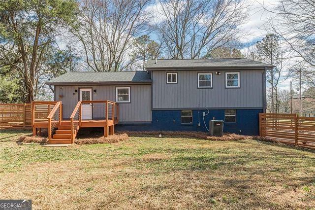 8936 Old Lee Road, Lithia Springs, GA 30122